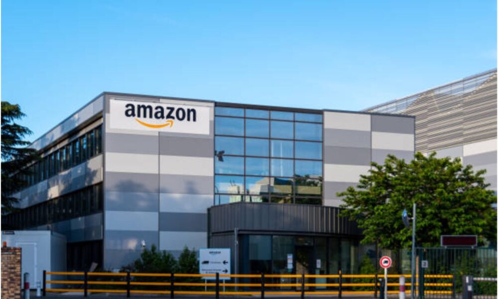 Amazon Hiring Operations Specialist Engineer Any Graduate Can Apply